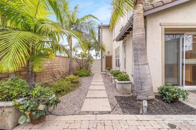 $1,347,000 | 19266 Scripts Court, Huntington Beach, CA 92648
