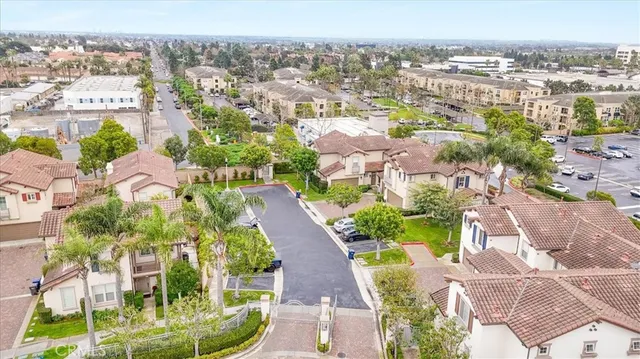 $1,347,000 | 19266 Scripts Court, Huntington Beach, CA 92648