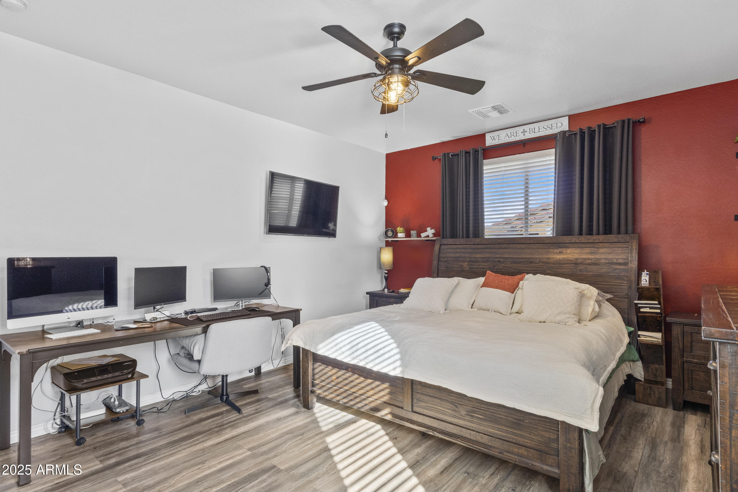 7305 West Darrel Road Laveen, AZ 85339 - Photo 11 of 26 Spacious primary suite