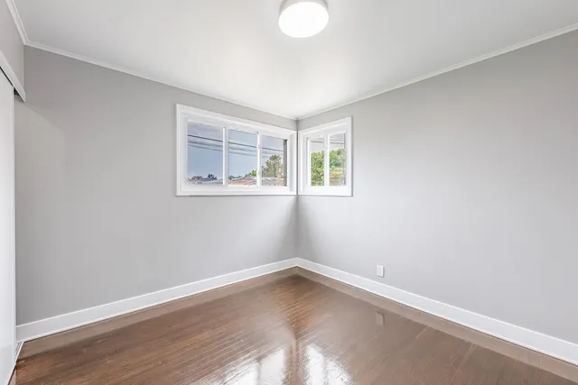 $2,300 | 4677 West 84th Place, Chicago, IL 60652