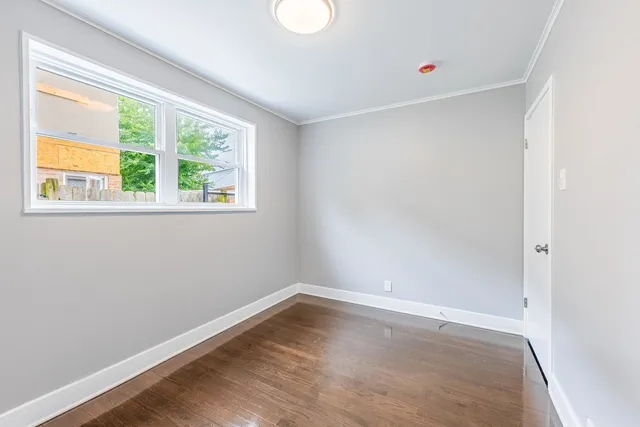 $2,300 | 4677 West 84th Place, Chicago, IL 60652