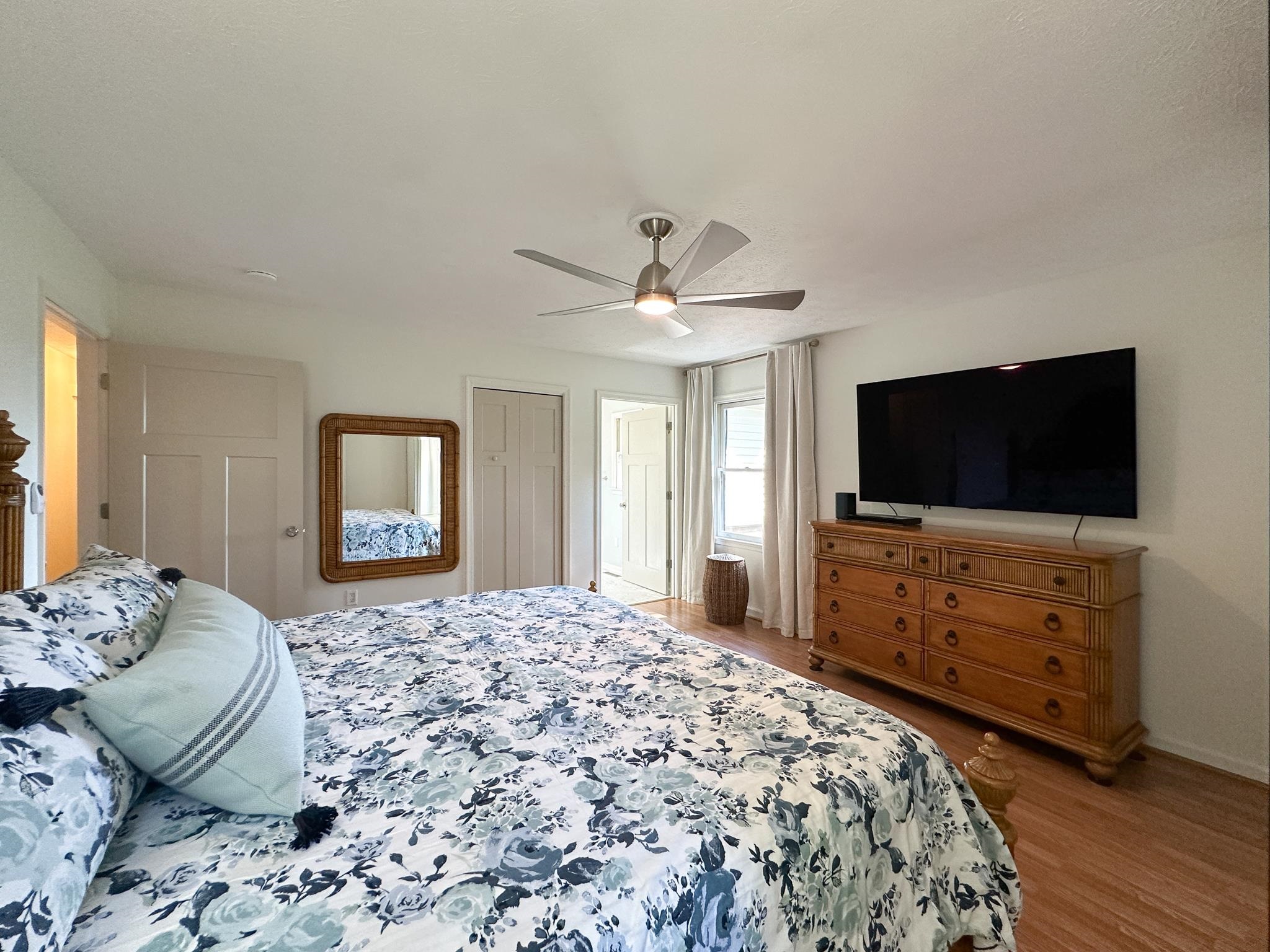 564 Union Church Road Churchville, VA 24421 - Photo 21 of 35 a bedroom with a large bed and a flat screen tv