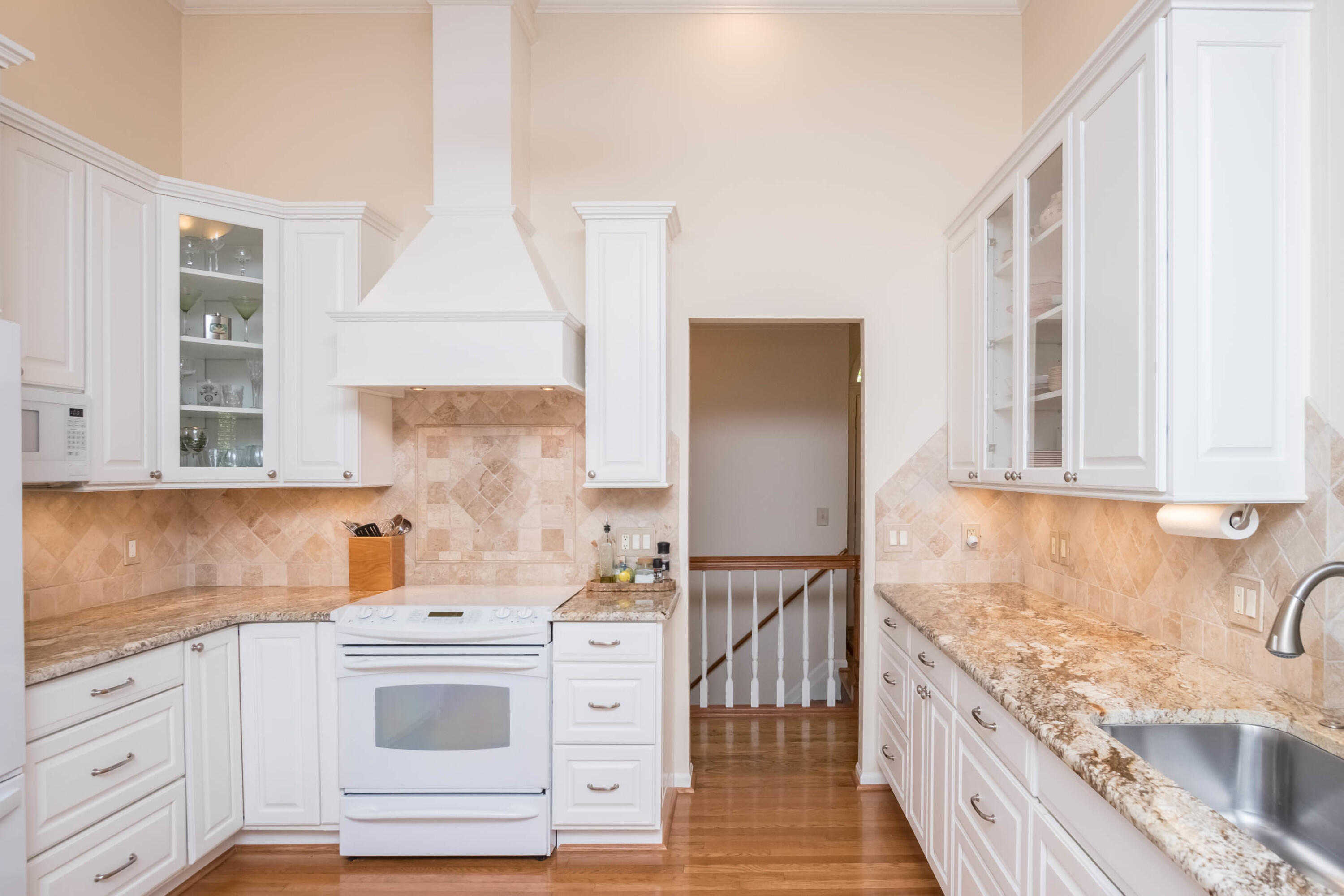 1238 Valley Circle Rochester Hills, MI 48309 - Photo 17 of 55 021_23