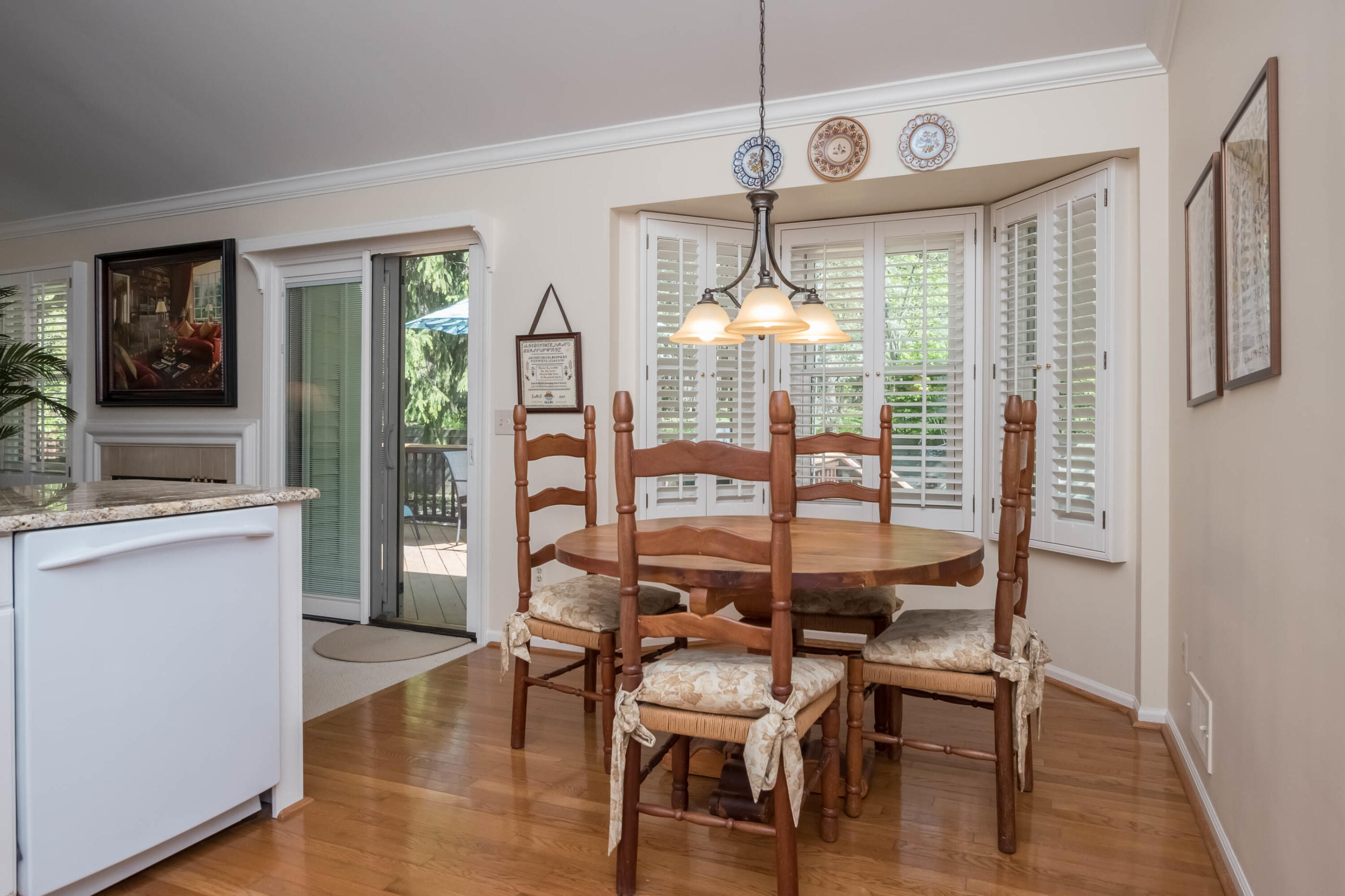 1238 Valley Circle Rochester Hills, MI 48309 - Photo 18 of 55 019_21