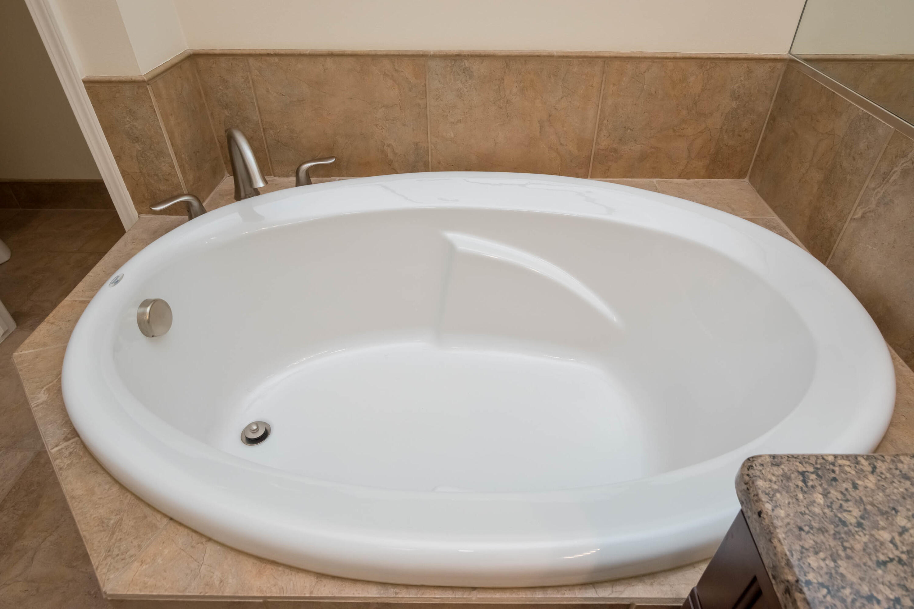 1238 Valley Circle Rochester Hills, MI 48309 - Photo 31 of 55 031_33