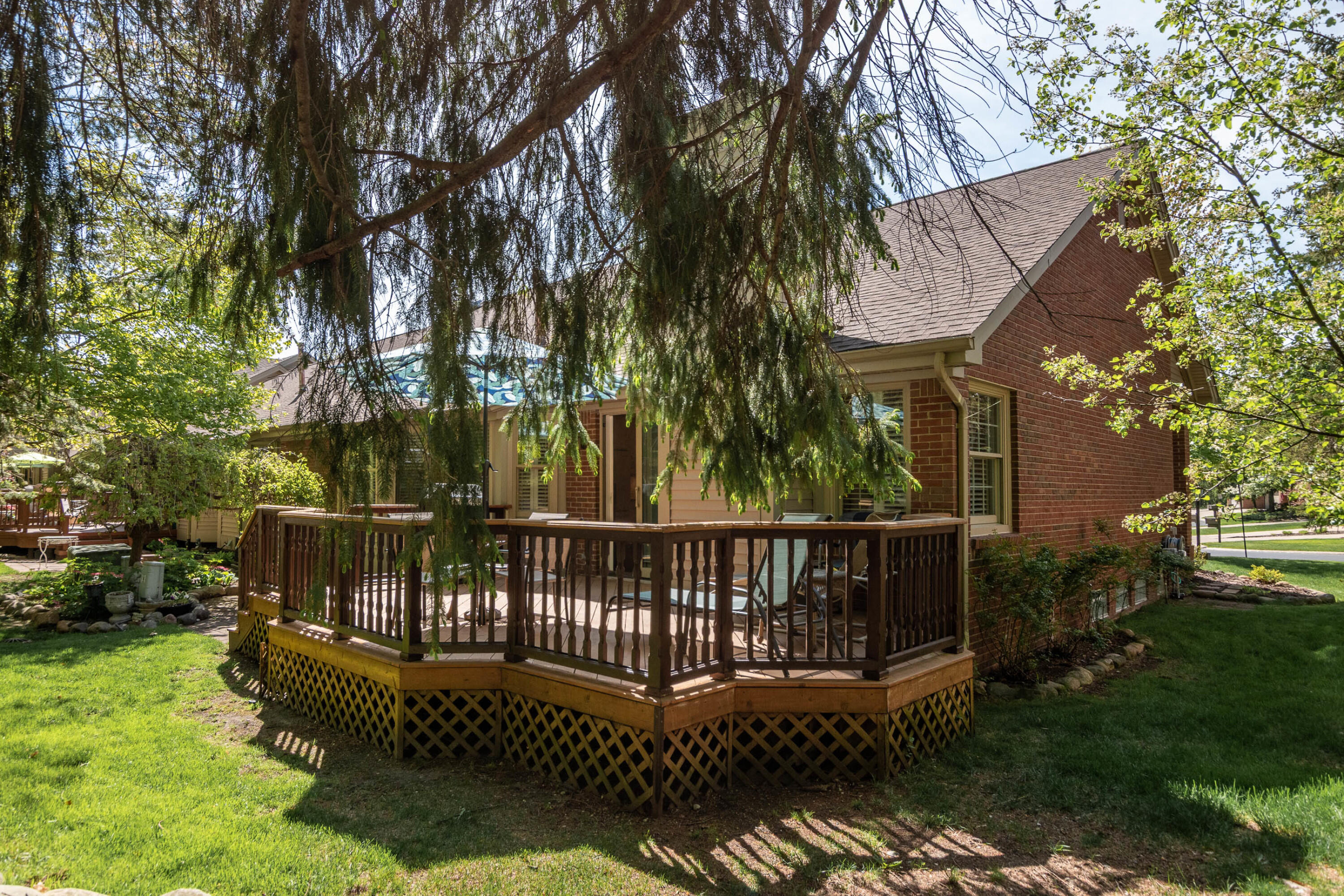 1238 Valley Circle Rochester Hills, MI 48309 - Photo 5 of 55 004_6