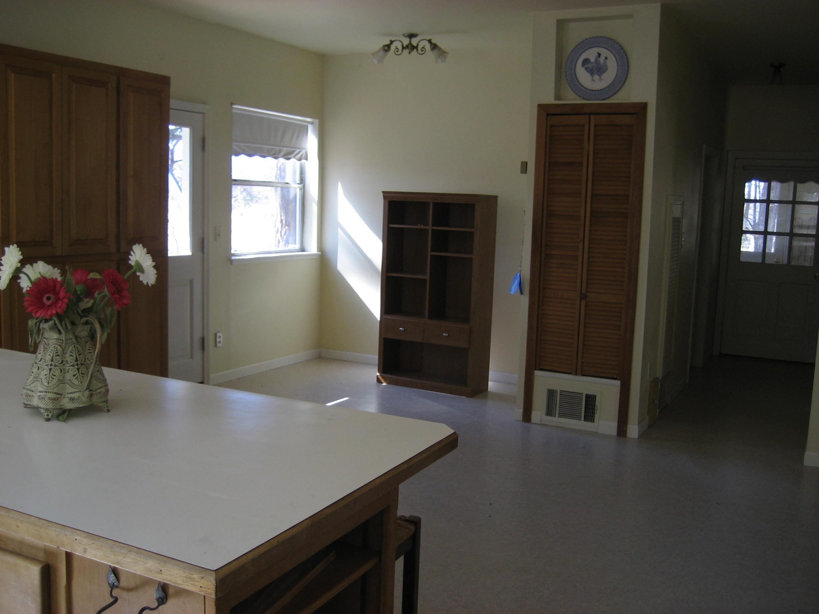 30204 Day Road McArthur, CA 96056 - Photo 15 of 25 a view of a hallway with entryway door