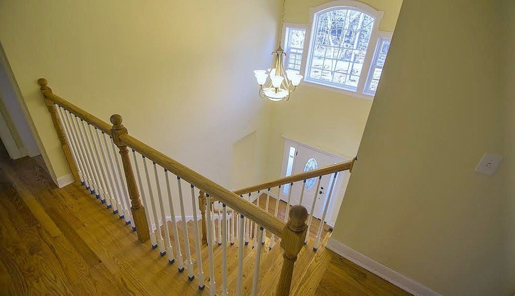 105 Dudley Road Oxford, MA 01540 - Photo 6 of 17 Gallery Image 6