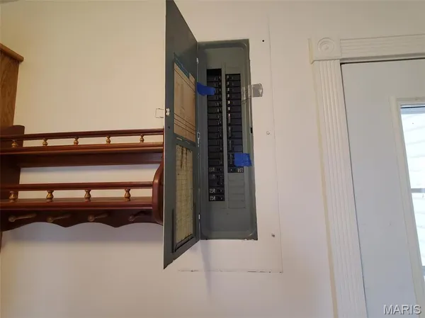 $187,500 | 528 Dogwood Lane, Houston, MO 65483