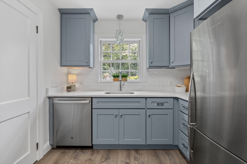 17 Walden Road Wakefield, MA 01880 - Photo 12 of 36 Gallery Image 12