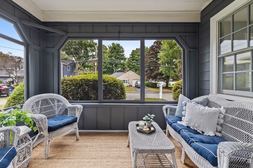 17 Walden Road Wakefield, MA 01880 - Photo 15 of 36 Gallery Image 15