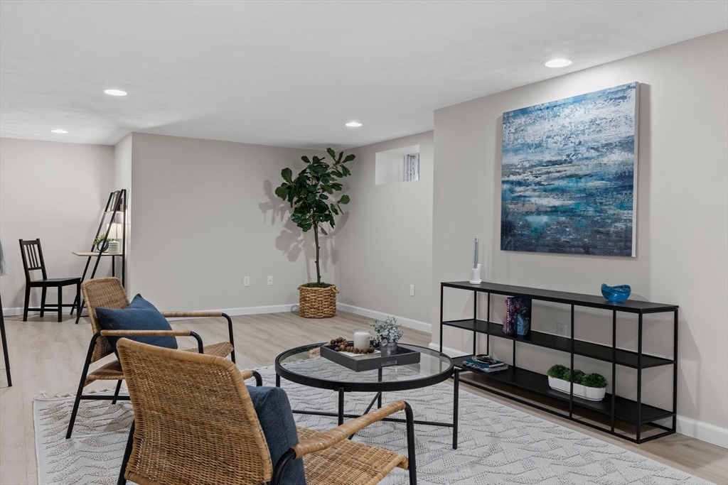 17 Walden Road Wakefield, MA 01880 - Photo 24 of 36 Gallery Image 24