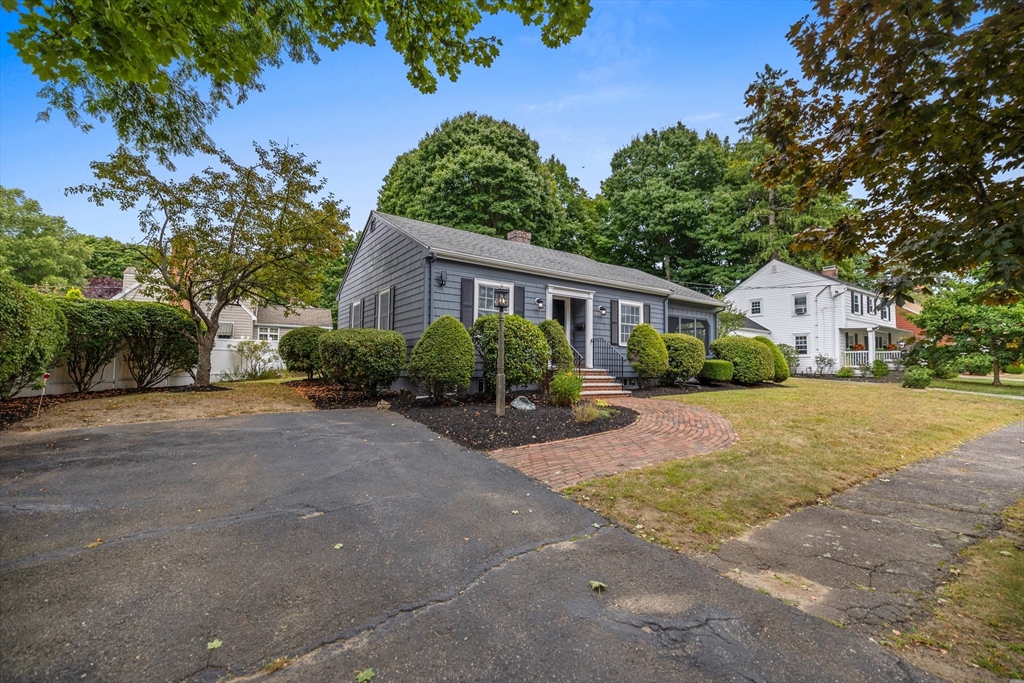 17 Walden Road Wakefield, MA 01880 - Photo 27 of 36 Gallery Image 27