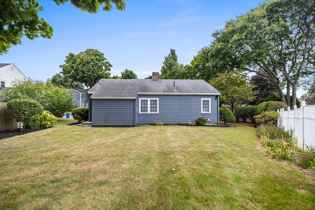17 Walden Road Wakefield, MA 01880 - Photo 28 of 36 Gallery Image 28