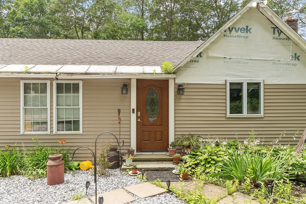199 Center Depot Road Charlton, MA 01507 - Photo 13 of 32 Gallery Image 13