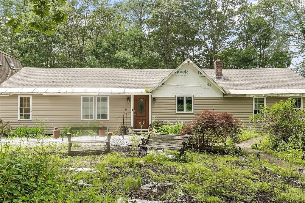 199 Center Depot Road Charlton, MA 01507 - Photo 2 of 32 Gallery Image 2