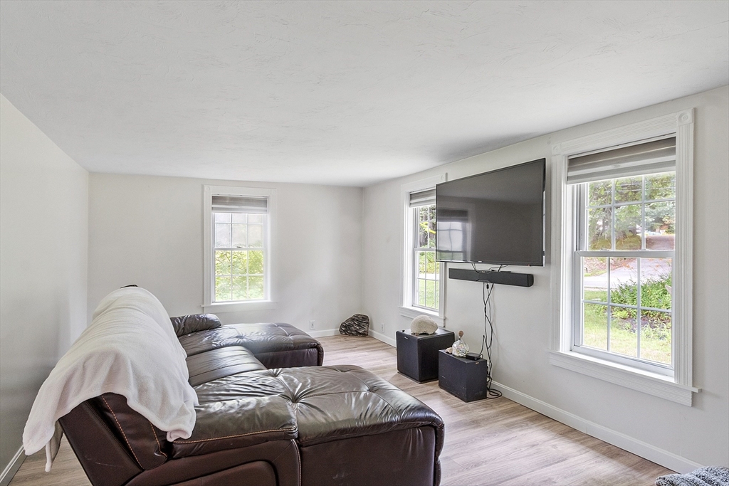 199 Center Depot Road Charlton, MA 01507 - Photo 29 of 32 Gallery Image 29