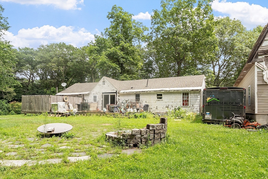 199 Center Depot Road Charlton, MA 01507 - Photo 6 of 32 Gallery Image 6