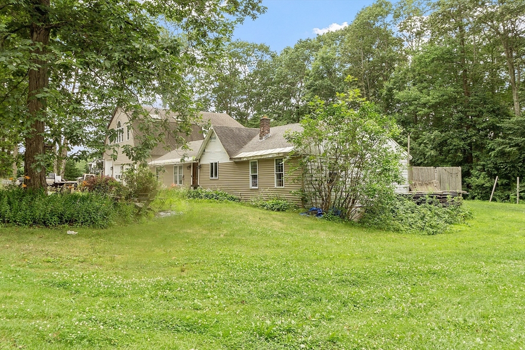 199 Center Depot Road Charlton, MA 01507 - Photo 8 of 32 Gallery Image 8