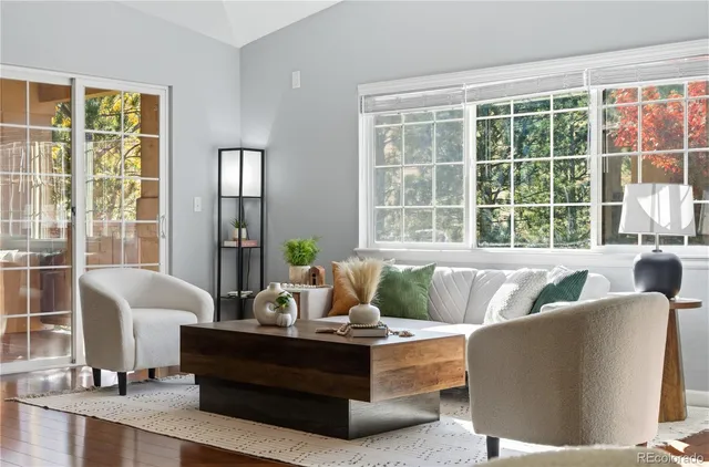 $599,000 | 9796 West Freiburg Drive, Unit H, Littleton, CO 80127