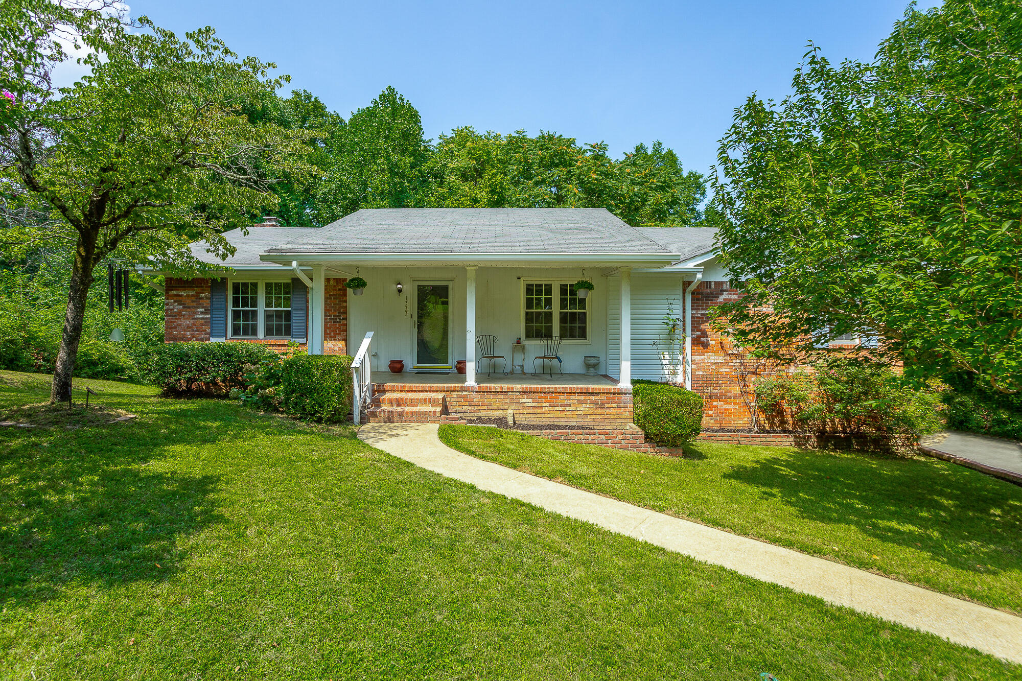 1333 Highland Road Chattanooga, TN 37415 - Photo 1 of 48 1333 Highland Rd.