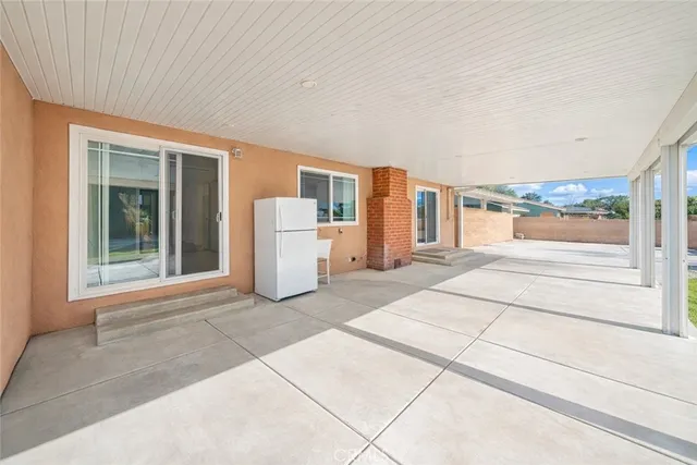 $3,760 | 386 West 16th Street, Upland, CA 91784