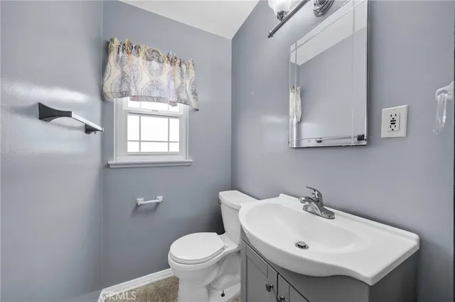 $3,760 | 386 West 16th Street, Upland, CA 91784