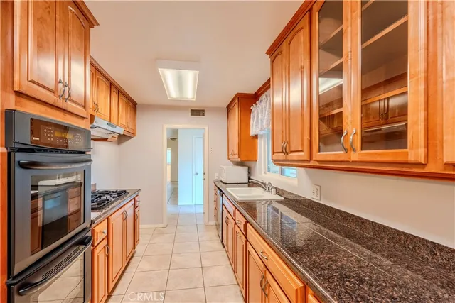 $3,960 | 386 West 16th Street, Upland, CA 91784