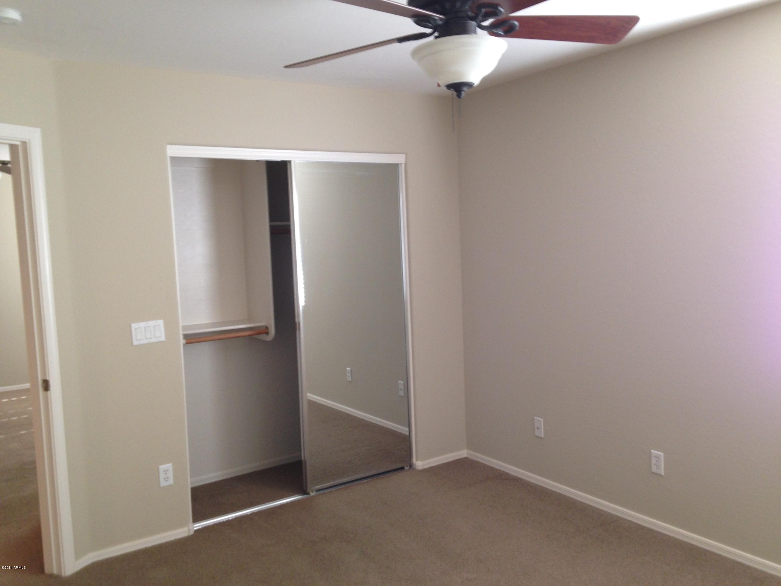 1925 South 156th Drive Goodyear, AZ 85338 - Photo 12 of 20 2014-05-12 07