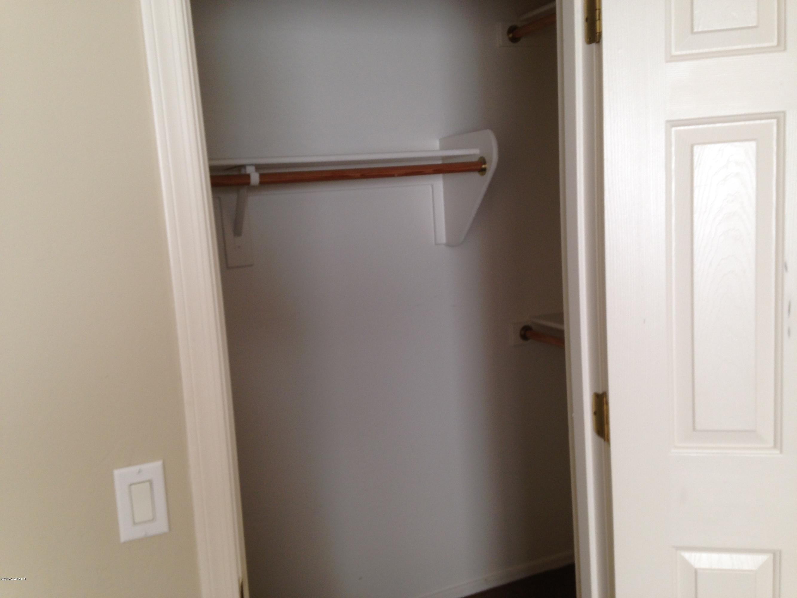 1925 South 156th Drive Goodyear, AZ 85338 - Photo 14 of 20 2014-05-12 07