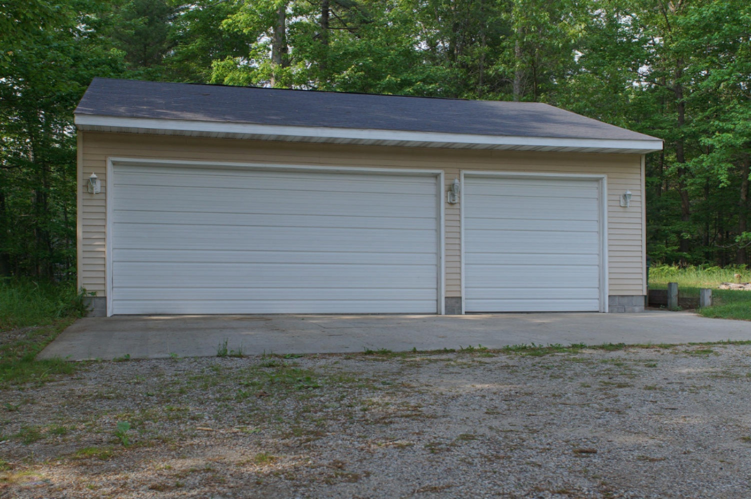 4224 West Giles Road Muskegon, MI 49445 - Photo 9 of 34 9