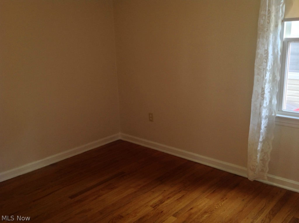 1561 Mapledale Road Wickliffe, OH 44092 - Photo 9 of 25 Gallery Image 9