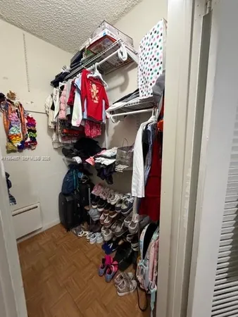 $1,925 | 9159 Southwest 77th Avenue, Unit 409, Miami, FL 33156