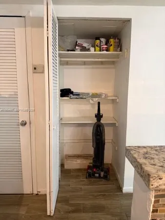 $1,900 | 9159 Southwest 77th Avenue, Unit 409, Miami, FL 33156