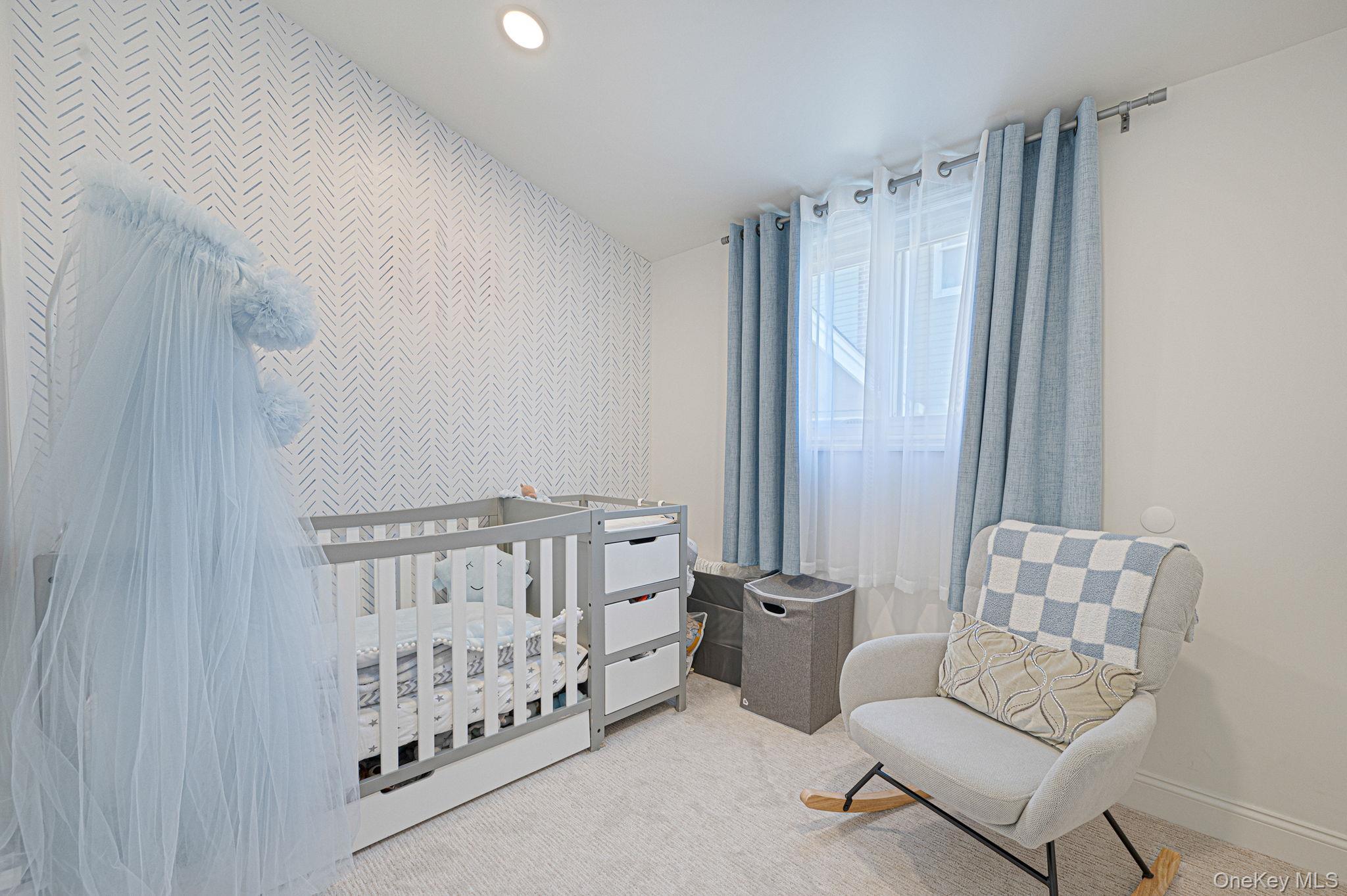 16 Riviera Parkway Lindenhurst, NY 11757 - Photo 18 of 29