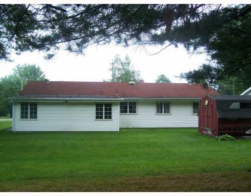 955 Clarksville Road Hermitage, PA 16148 - Photo 11 of 12 Exterior Back.