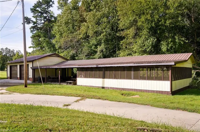 $550,000 | 3702 Carr Store Road, Cedar Grove, NC 27231