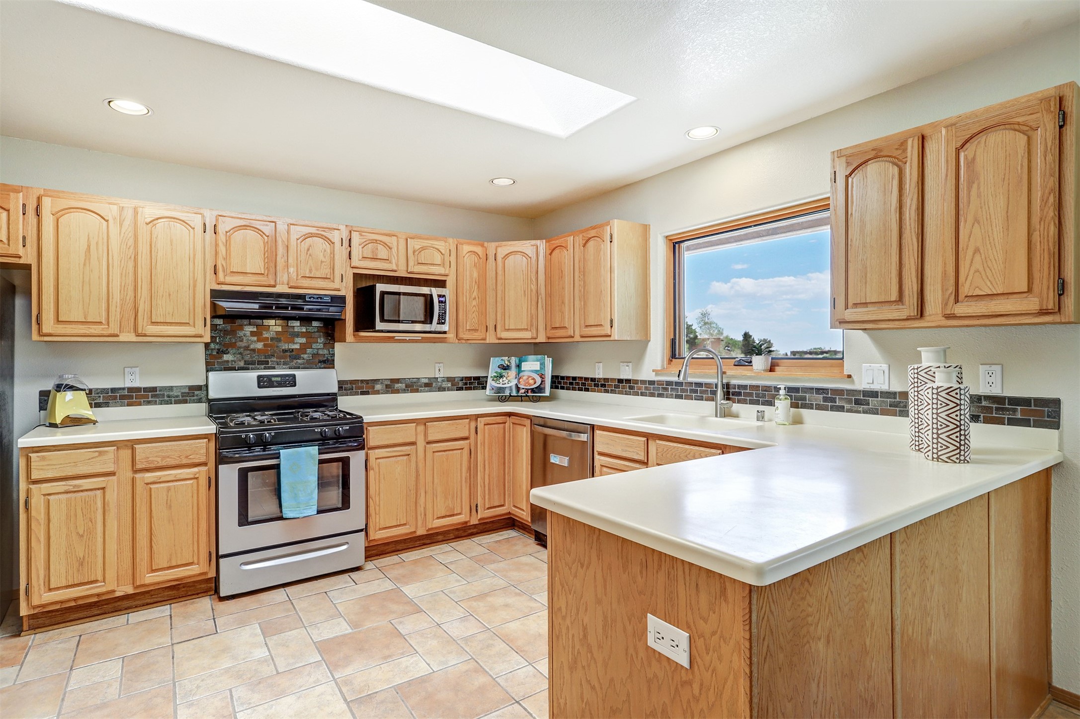 10 Carlito Road Santa Fe, NM 87508 - Photo 7 of 32