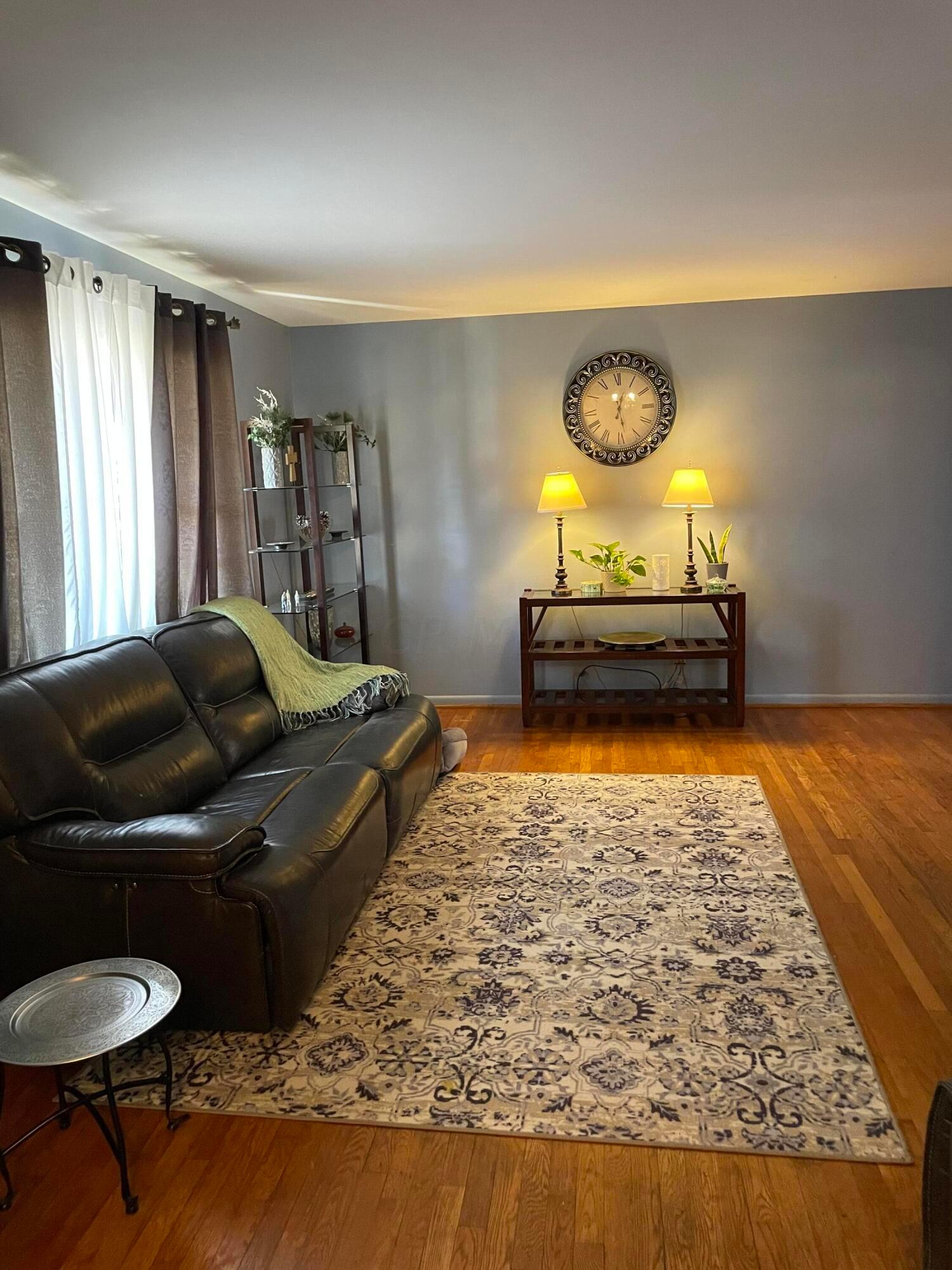 1045 Brice Road Columbus, OH 43213 - Photo 2 of 23 93B985FD-7A6A-493C-8743-95C73418329F