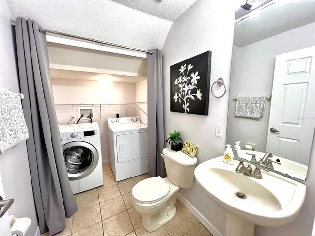 $2,100 | 207 Penmark Stone Place, Valrico, FL 33594