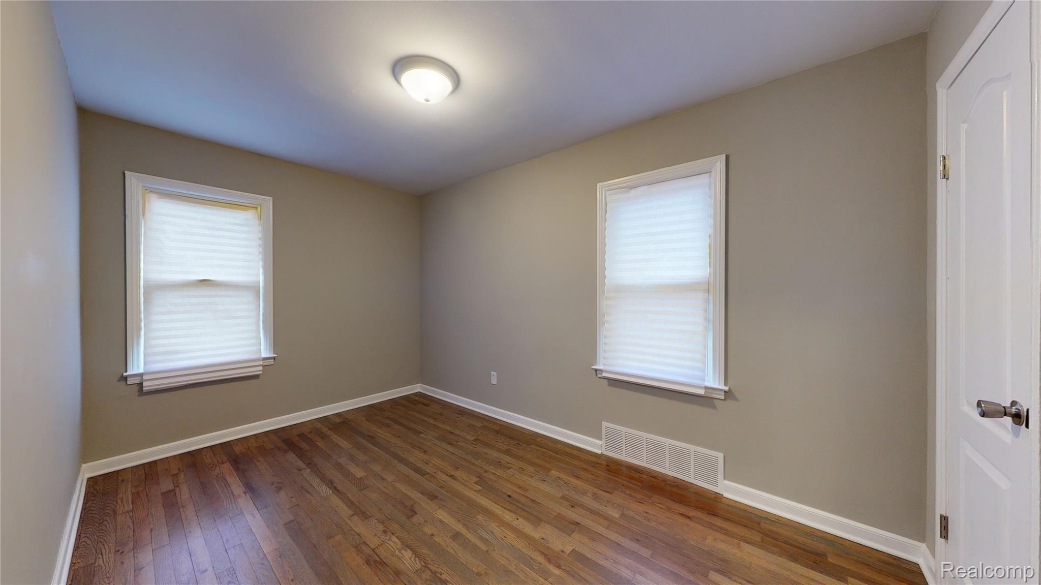 1460 Minnesota Road Troy, MI 48083 - Photo 11 of 16 1460-Minnesota-bedroom-3.jpg