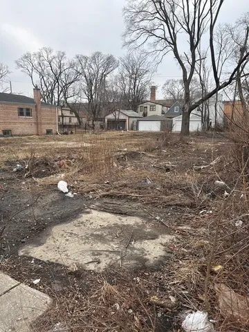 $18,999 | 6518 South Damen Avenue, Chicago, IL 60636