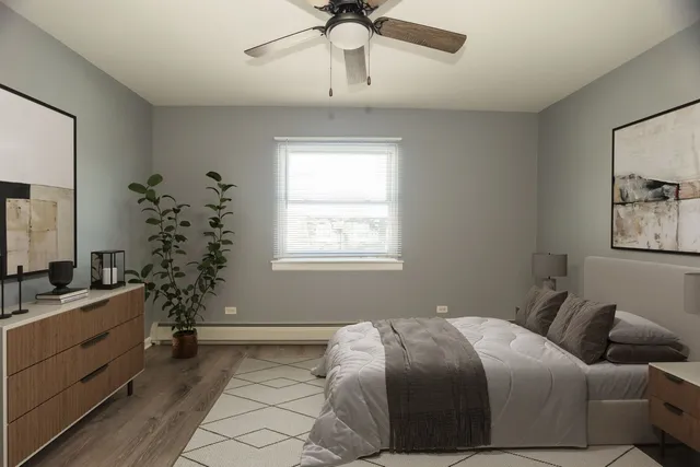 $140,000 | 9958 South 84th Terrace, Unit 306, Palos Hills, IL 60465