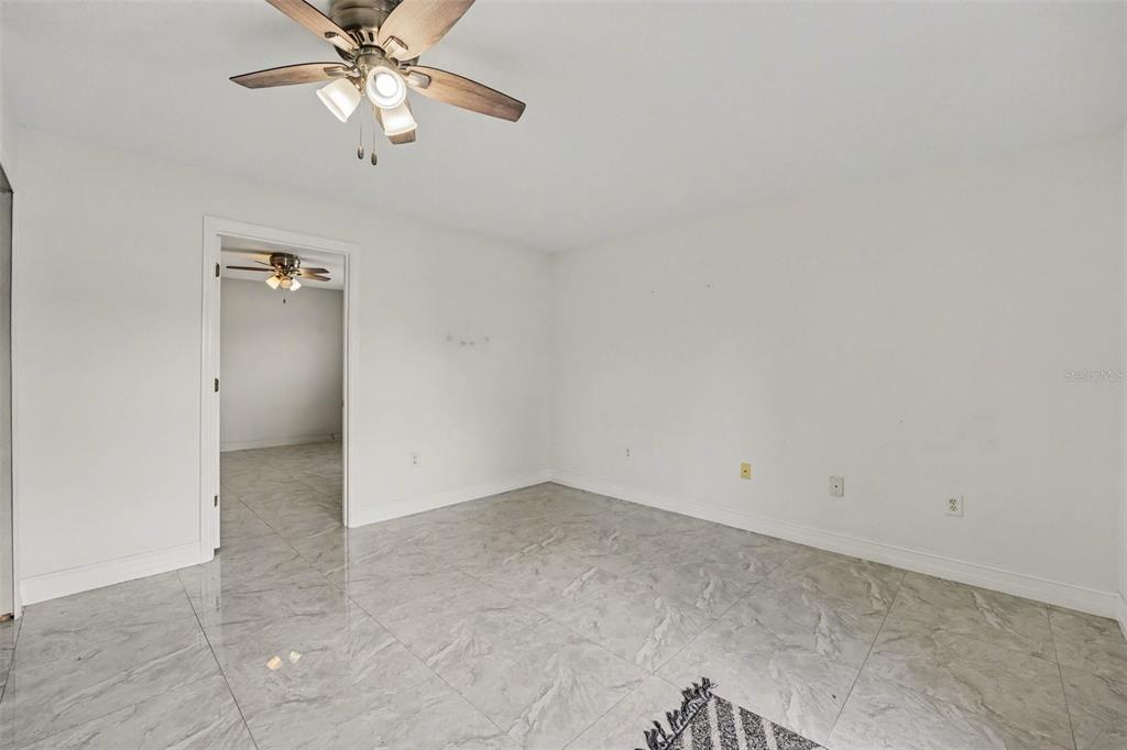 5684 Sycamore Canyon Drive Kissimmee, FL 34758 - Photo 14 of 18