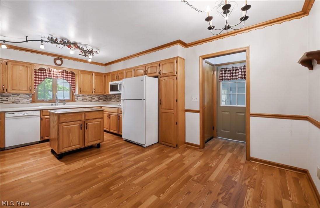8564 Squires Lane Northeast Warren, OH 44484 - Photo 11 of 38
