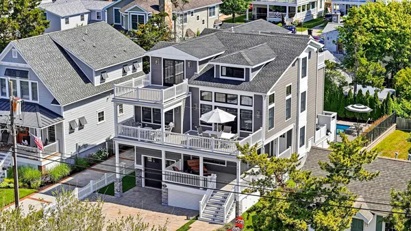 $4,699,000 | 141 30th Street, Avalon, NJ 08202