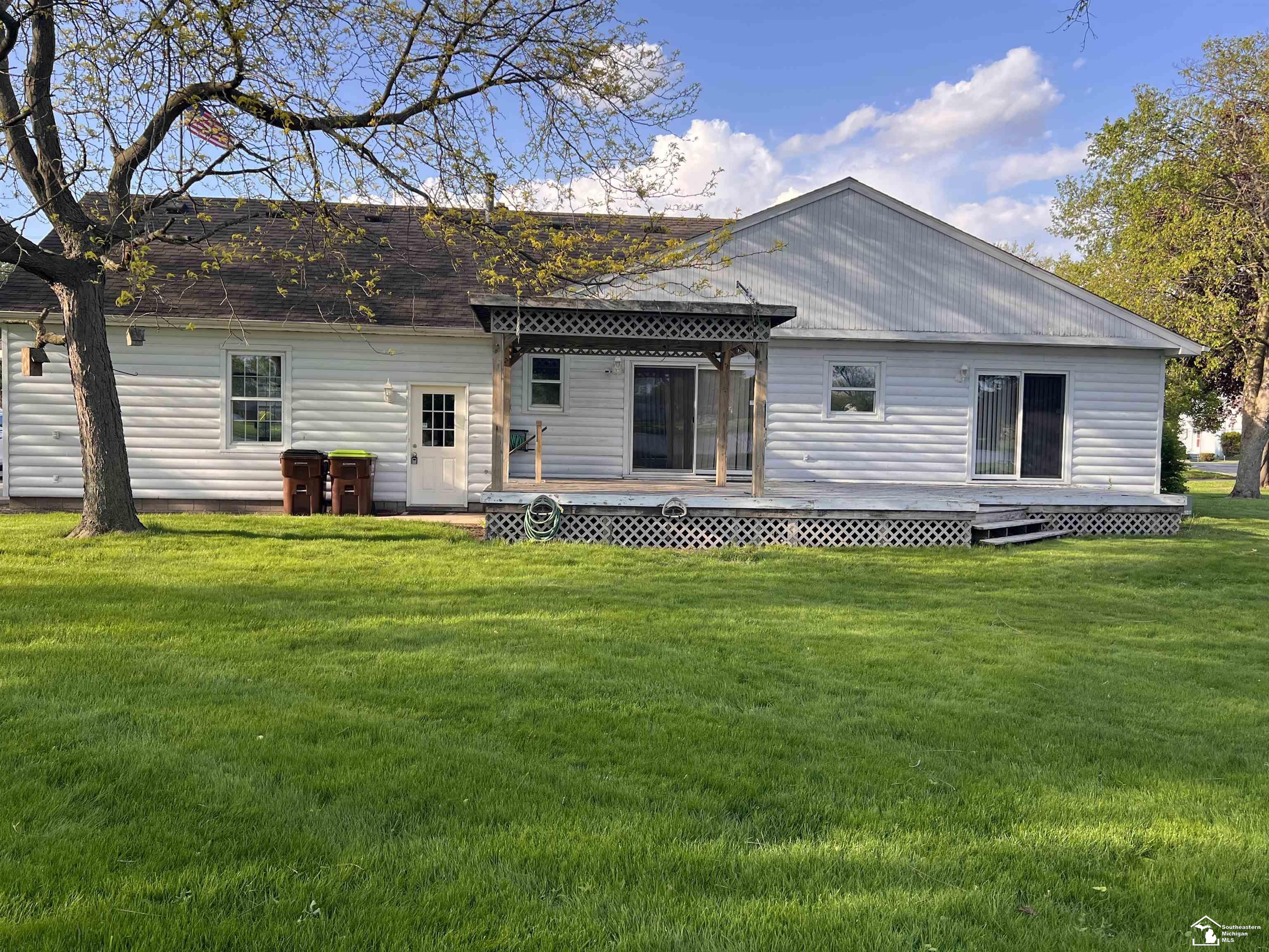 1855 North Custer Road Monroe, MI 48162 - Photo 2 of 7
