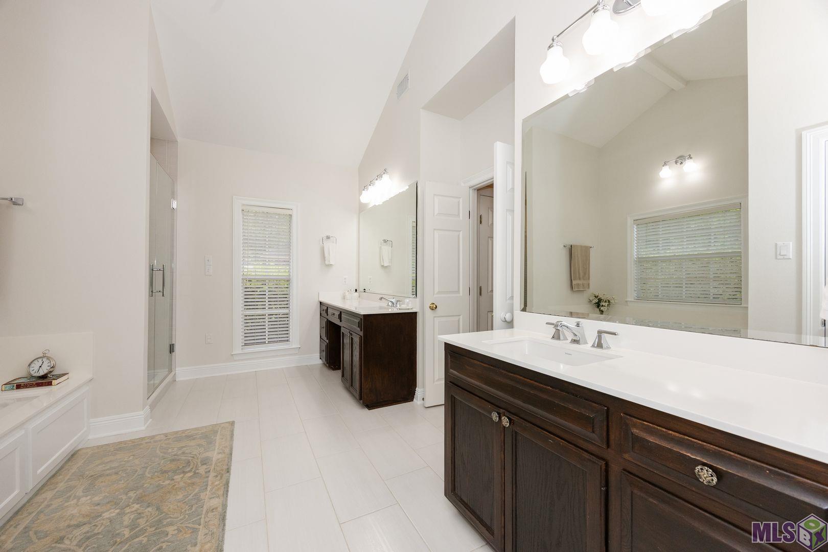 13407 North Amiss Road Baton Rouge, LA 70810 - Photo 21 of 39 Large Double Vanities in Primary Bath