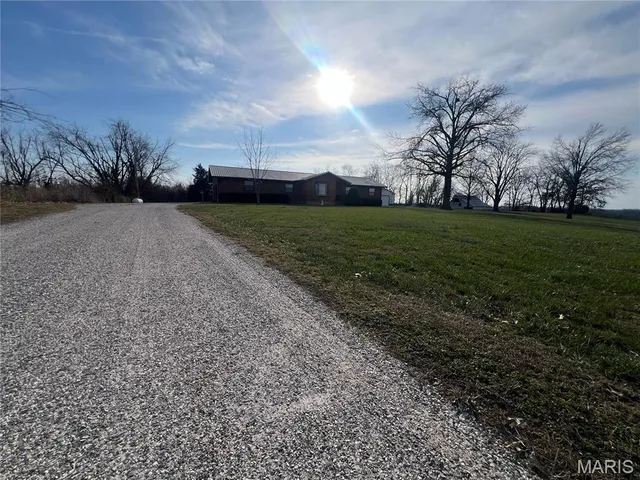 $268,000 | 205 Pcr 920, Perryville, MO 63775
