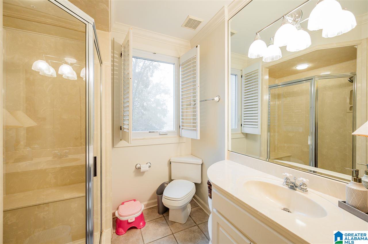 2472 Shades Crest Road Birmingham, AL 35216 - Photo 35 of 48